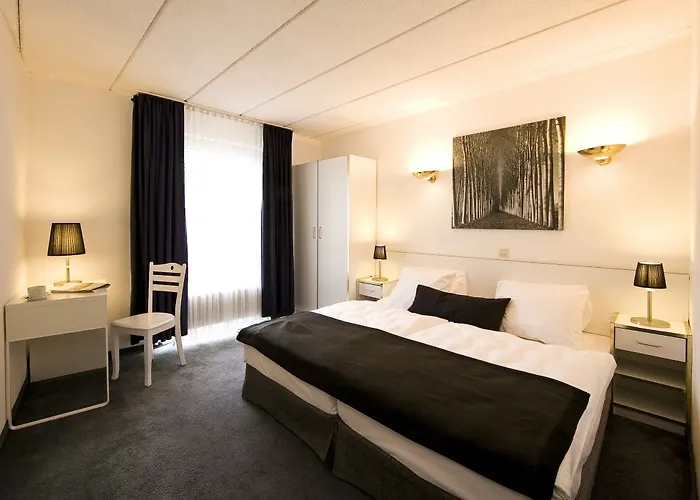 فندق سيتي إن لايبزيج فندق 2*